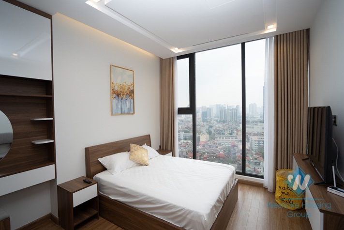 Beautiful three bedrooms apartment for rent in Vinhome Metropolis, Ba Dinh district, Ha Noi